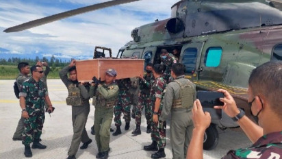 Panglima TNI ke Timika Melayat Tiga Prajurit yang Gugur di Gome