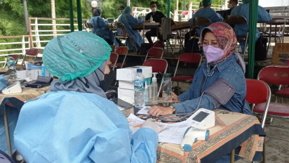 Pelaku Pariwisata di Daerah Istimewa Yogyakarta Jalani Vaksinasi Booster