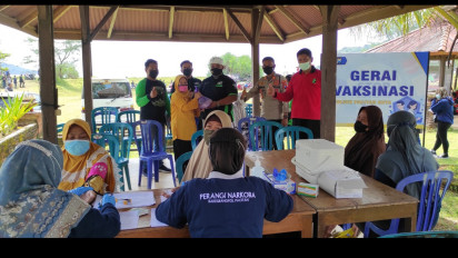 Percepatan Capaian Herd Immunity, Vaksin Covid-19 Gencar Dilakukan dengan Sasaran Lansia di Wilayah Pantai
