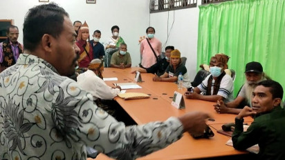 Terima Aspirasi, Anggota DPRD Sikka Nyaris Ricuh dengan Pimpinan Dewan