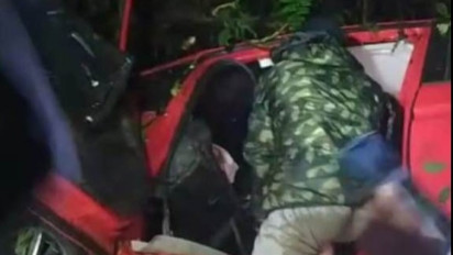 Tak Kuat Menanjak, Mobil Terjun ke Jurang Sedalam 25 Meter di Wonosobo