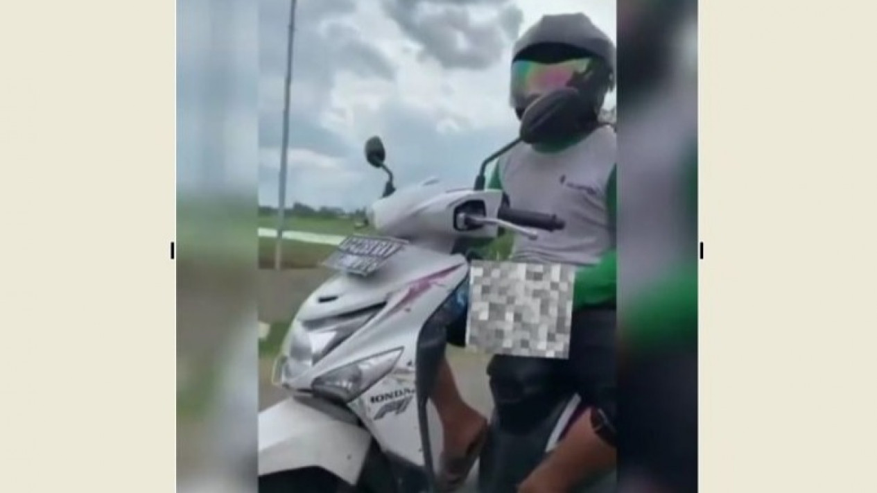 Polisi Kejar Pelaku Ekshibisionis asal Tulungagung yang Viral
            - galeri foto