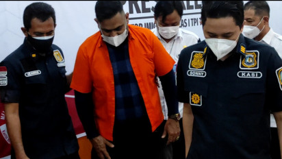 Lewati Masa Izin Tinggal, WNA Asal Pakistan di Surabaya Dideportasi