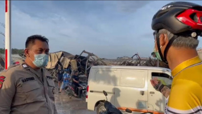 Cek Relokasi Pasar Johar yang Terbakar, Ganjar: Yang Penting Bisa Jualan Dulu