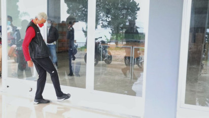 Tembok SMA Tawangmangu Jebol Ditendang Ganjar Pranowo, Kontraktor Datang Menghadap