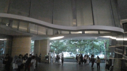 Gempa M 5,5 di Banten, Karyawan Gedung Perkantoran Kuningan Panik