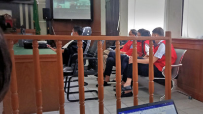 Sidang Kasus Investasi Bodong, Terdakwa Sewot Dicecar Jaksa terkait Uang Rp11 Triliun yang Raib