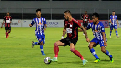 Dwigol Yevhen Bokhasvili Antar Persipura Libas Persebaya