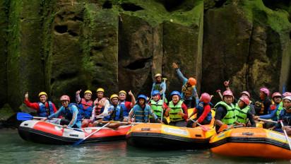 Galakkan Ekonomi Wisata, 5 Kepala Daerah di Sumut Jajal Off Road dan Arung Jeram