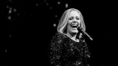 Tiga Penghargaan Brit Awards Diboyong Adele