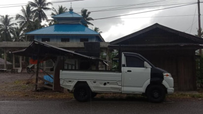Polisi Tangkap Pemuda Pencuri Mobil Saat Tertidur di Dalam Masjid
