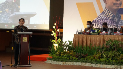 Berkunjung dan Berdialog di Medan, Dirjen Pajak Apresiasi Kerja Keras Pegawai