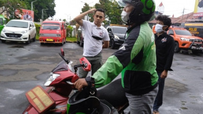 Bak Film Action, Ojol di Sukabumi Kejar Maling Motor sampai Tertangkap