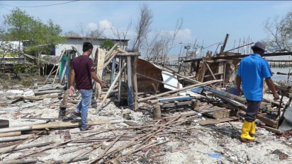 Cuaca Buruk, Tujuh Rumah di Bedono Demak Hancur Diterjang Gelombang Tinggi