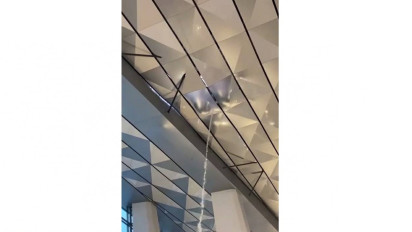 Viral! Atap di Terminal 3 Bandara Soetta Bocor