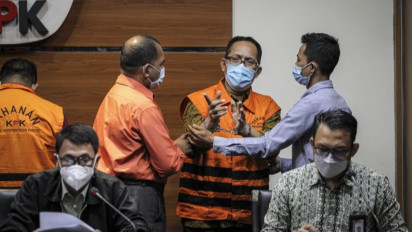 Wakil Ketua PN Surabaya DIperiksa KPK Terkait Dugaan Suap Hakim Itong