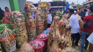 Menengok Tradisi Rajaban Warga Wadasmalang Dengan Parcel Jumbo Bernilai Jutaan Rupiah