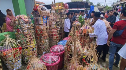 Menengok Tradisi Rajaban Warga Wadasmalang Dengan Parcel Jumbo Bernilai Jutaan Rupiah