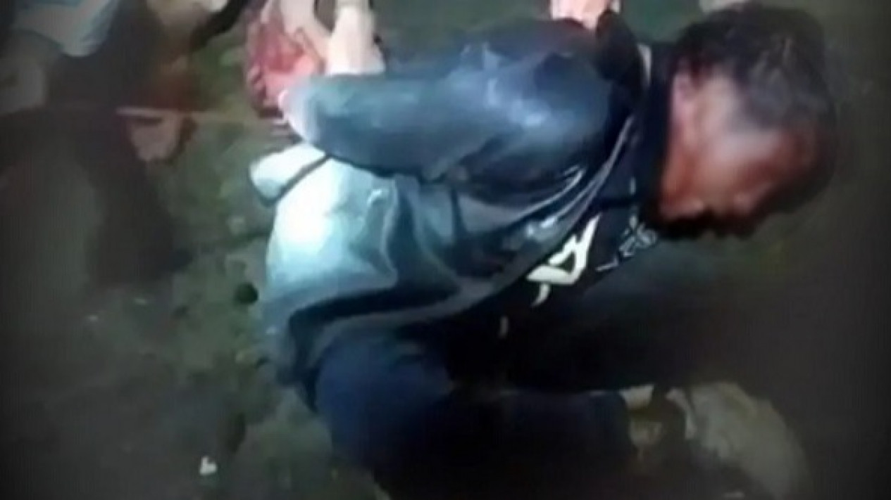 Prajurit TNI Hajar Rampok Berpistol
            - galeri foto