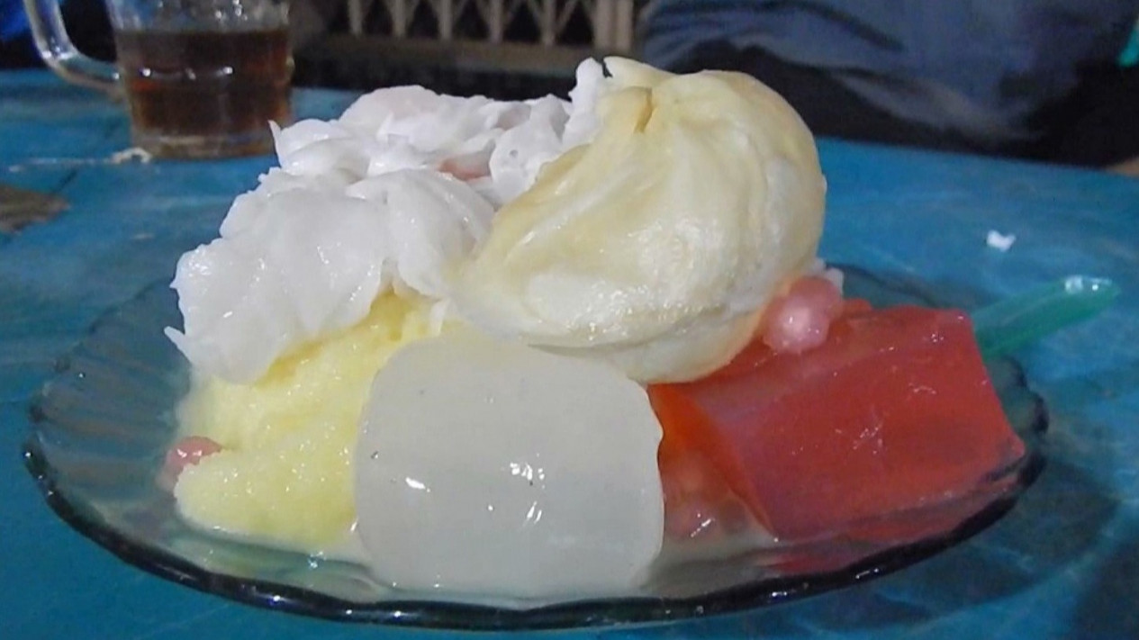 Segarnya Es Puter Conglik, Kuliner Legendaris Semarang Sejak Tahun 1944
            - galeri foto