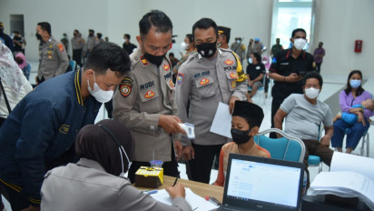 Bertambah 329 Kasus, Polda Lampung Percepat Vaksinasi  Lansia dan Anak