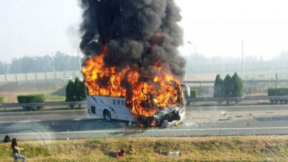 Sebuah Bus Meledak di Kota Shenyang China