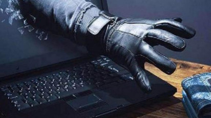 Tertipu Penipuan Online, Rekening Seorang Pedagang Krupuk di Manggarai NTT Amblas Rp100 Juta