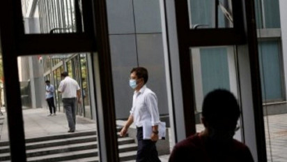 China Denda Dua Gerai Starbucks Rp3 Miliar