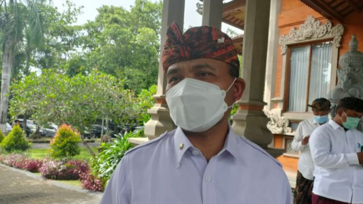 Satgas Bali Sebut Kasus Aktif Covid-19 Capai 19 Ribu Orang
            - galeri foto