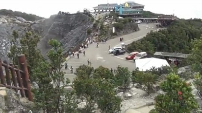 Hembusan Gas Gunung Tangkuban Parahu Meningkat, Wisatawan Tetap Berdatangan