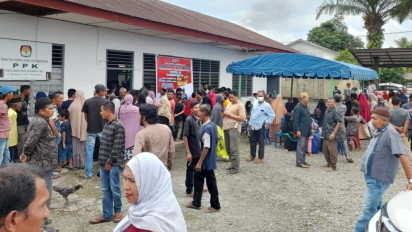 Stok Vaksin Habis, Ratusan Warga Aceh Barat Membubarkan Diri dengan Rasa Kecewa