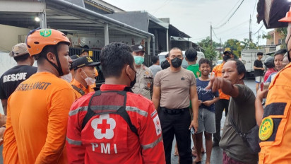 Bocah 8 Tahun Hanyut saat Main Hujan-Hujanan di Selokan, Belum Ditemukan