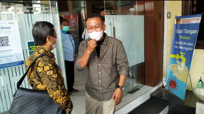 Bupati Ponorogo Membantah Telah Memalsukan Ijazah