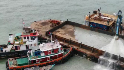 Operasi Penambangan Pasir Laut PT Logo Mas Yang Dihentikan Kementerian KKP Ternyata Miliki Izin Di Riau