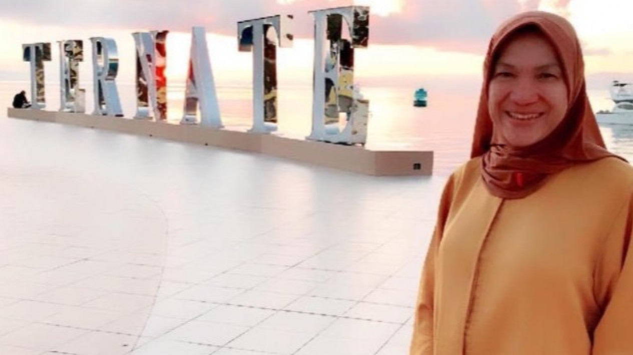 Breaking News: Artis Dorce Gamalama Meninggal Dunia
            - galeri foto