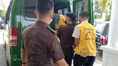 Kajari Muaraenim Tahan Dua Tersangka Dugaan Korupsi Pelebaran Jalan