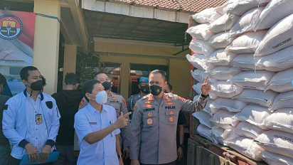 Polisi Tangkap Spekulan Yang Jual Pupuk Bersubsidi Dari Daerah Lain Dengan Keuntungan Berlipat