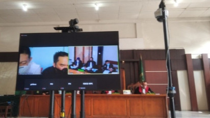 Terdakwa Suhandy Penyuap Bupati Muba Nonaktif Dituntut JPU KPK Tiga Tahun Bui