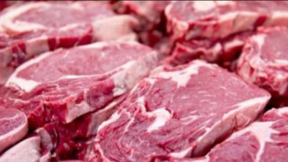 Polisi Tindak Peredaran 9 Ton Daging Beku Impor Kedaluwarsa Diduga Bakal Diedarkan ke Pasar Jelang Lebaran, Tiga Truk Diamankan