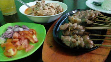 Sate Pak Yani Purbalingga Sejak 1995 Langganan Pesohor dan PejabatÂ 