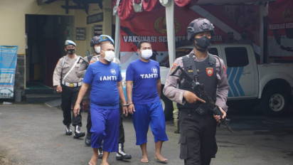 Lima Orang Berkomplot Gadaikan Mobil Rental, Duitnya Buat Foya-Foya