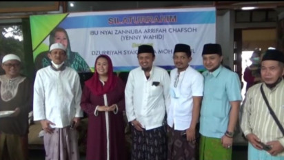 Silahturahmi ke Keturunan Syaikhona Kholil, Yenny Wahid Diminta Kembali Berjuang ke PKB