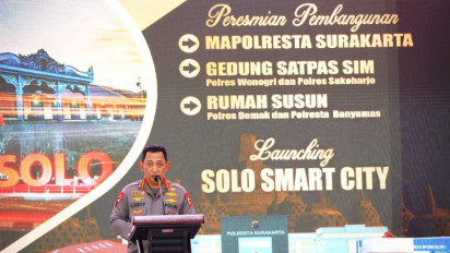 Resmikan Sarpras Kepolisian dan Solo Smart City, Kapolri: Pelayanan Publik Mudah dan Tak Berbelit-Belit