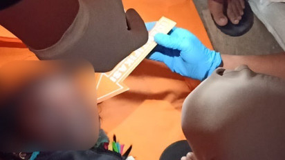 Geger! Pasutri Ditemukan Tewas di Bawah Tumpukan Pupuk 