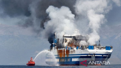 Feri Terbakar di Yunani, 11 Penumpang Hilang