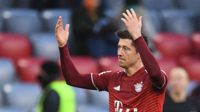 Bayern Taklukkan Fuerth, Lewandowski Cetak 2 Gol