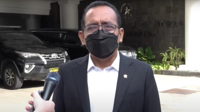 Presiden Jokowi Panggil Menaker Ida Fauziyah, Instruksikan Permudah Pencairan JHT