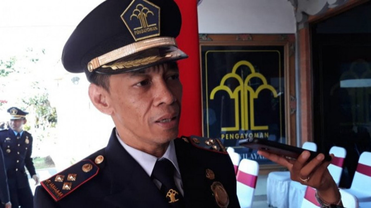 Imigrasi: Wisatawan harus ajukan visa kunjungan klasifikasi penjamin
            - galeri foto