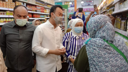 Migor Langka, Anggota DPRD Medan Sidak ke Swalayan dan Pasar Sei Sikambing