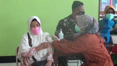 Capaian Vaksinasi Lansia di Kulon Progo DIY Masih Rendah